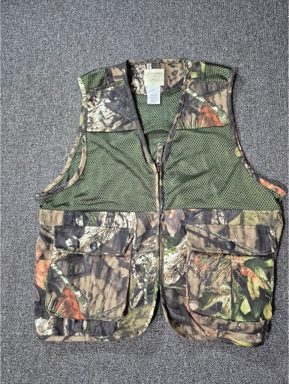Rustic Ridge Mossy Oak Country Camo Mesh Hunting Shooting Vest M/L NWOT